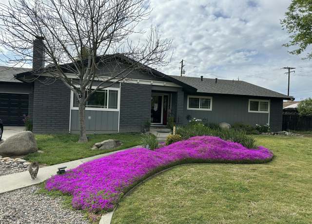 Property at 1325 S Silvervale St, Visalia, CA 93277, 3 beds, 2 baths