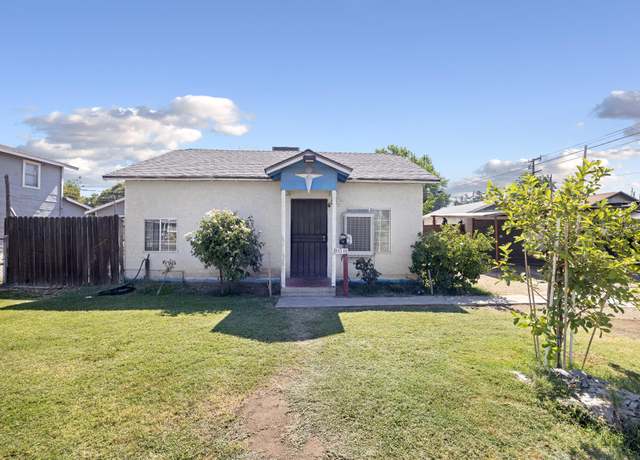 Property at 808 N Jacob St, Visalia, CA 93291, 2 beds, 1 bath