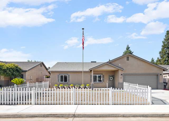 Property at 3439 E Grove Ave, Visalia, CA 93292, 3 beds, 2 baths