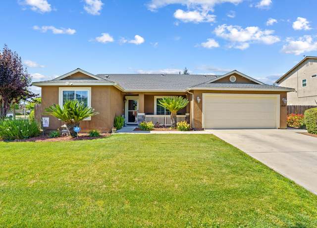 Property at 1910 Roussanne Ave, Tulare, CA 93274, 3 beds, 2 baths