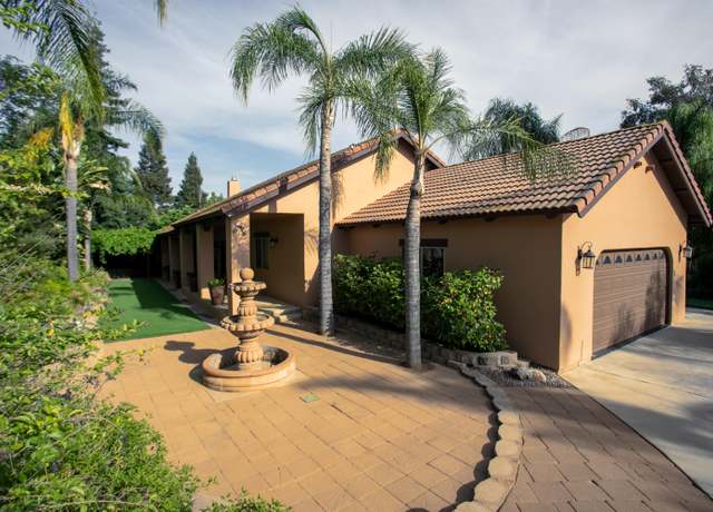 Property at 915 S Strathmore Ave Unit I, Lindsay, CA 93247, 4 beds, 2 baths