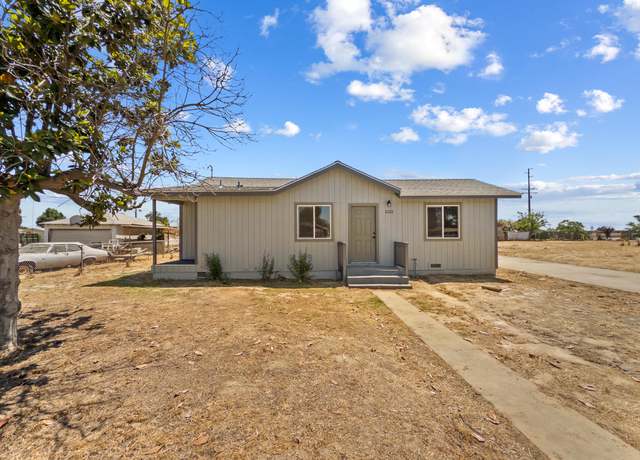 Property at 1022 S Elm St, Pixley, CA 93256, 3 beds, 2 baths