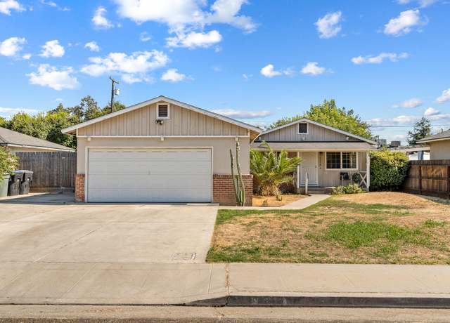 Property at 2315 W Princeton Ave, Visalia, CA 93277, 3 beds, 2 baths