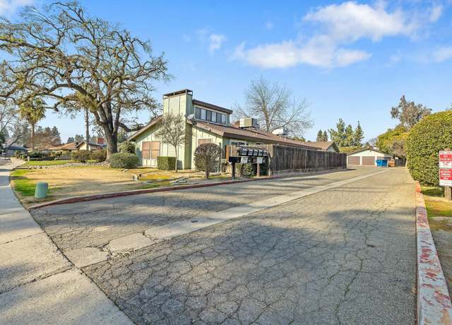 Property at 1838 E Vassar Dr, Visalia, CA 93292, 2 beds, 1 bath