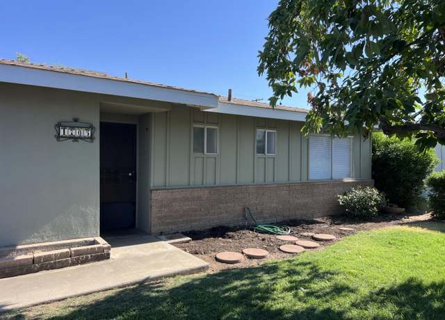 Property at 1705 W Dorothea Ave, Visalia, CA 93277, 3 beds, 2 baths