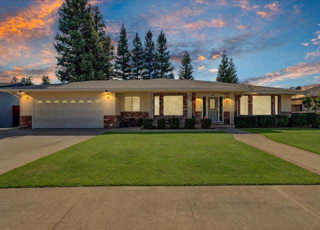 Property at 45 Lyon Ave Ave, Sanger, CA 93657, 3 beds, 3 baths