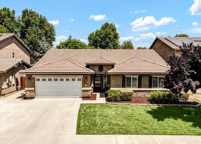 Property at 3038 N Linda Vista Ct, Visalia, CA 93291, 4 beds, 2 baths