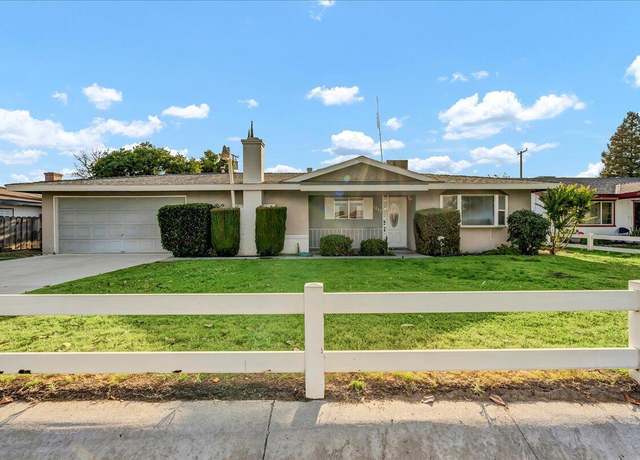 Property at 1447 Westside St, Porterville, CA 93257, 3 beds, 2 baths