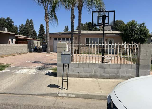 Property at 636 E Larry St, Farmersville, CA 93223, 3 beds, 2 baths