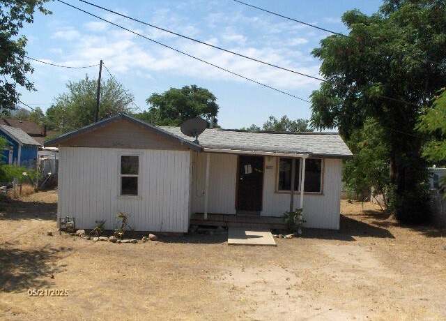 Property at 35261 Pine Dr, Springville, CA 93265, 1 bed, 1 bath