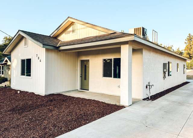 Property at 704 N G St, Porterville, CA 93257, 4 beds, 2 baths