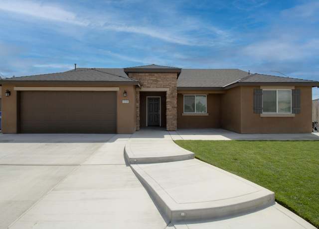 Property at 1306 Orchard Dr, Dinuba, CA 93618, 3 beds, 2 baths