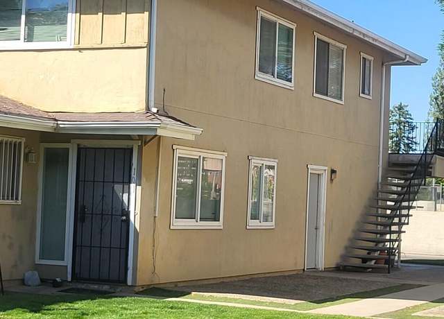 Property at 4960 N Holt Ave #101, Fresno, CA 93705, 2 beds, 1 bath