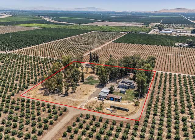 Property at 35802 Rd 180, Visalia, CA 93292, 4 beds, 2 baths