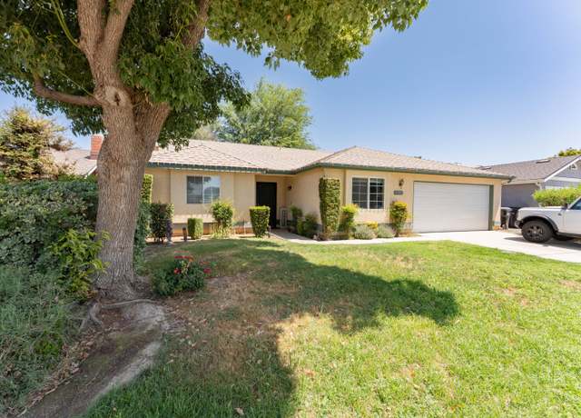 Property at 1984 White Chapel Ln, Porterville, CA 93257, 3 beds, 2 baths