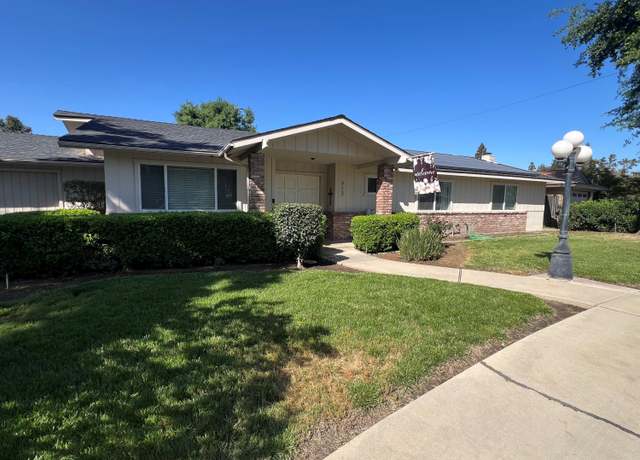 Property at 813 N Dickran Dr, Tulare, CA 93274, 3 beds, 2.5 baths