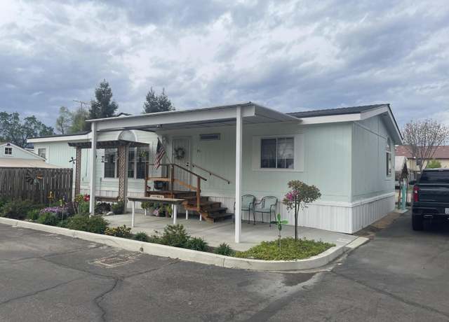 Property at 820 S Chinowth St #93, Visalia, CA 93277, 3 beds, 2 baths