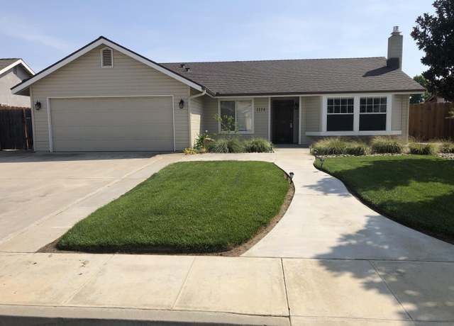 Property at 1124 Willow Ave, Exeter, CA 93221, 3 beds, 2 baths