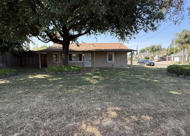 Property at 705 W Walnut Ave, Visalia, CA 93277, 3 beds, 2 baths
