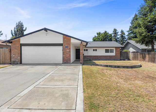 Property at 733 W Paradise Ave Ave, Visalia, CA 93277, 3 beds, 2 baths