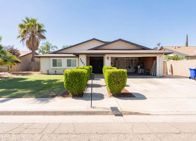 Property at 1681 W Wall Ln, Porterville, CA 93257, 3 beds, 2 baths