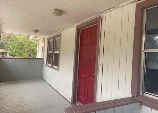 Property at 35373 Pine Drive Dr, Springville, CA 93265, 5 beds, 4 baths
