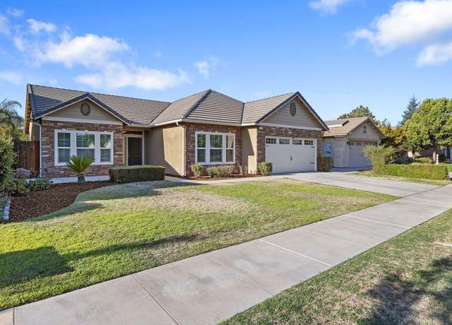 Property at 3828 W Prospect Ave, Visalia, CA 93291, 4 beds, 3 baths