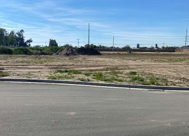 Property at 1185 S Ohio Pl E, Porterville, CA 93257, 4 beds, 2 baths