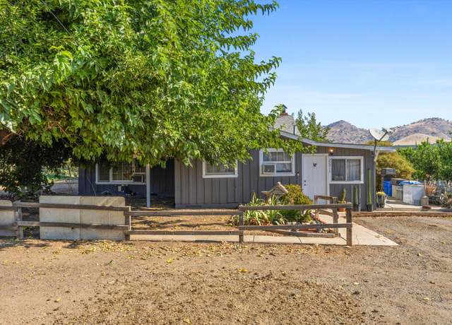 Property at 27215 Ave 140, Porterville, CA 93257, 2 beds, 1.5 baths