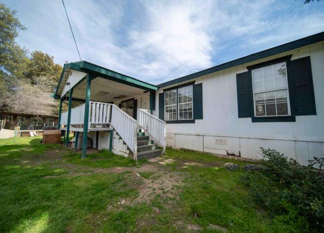 Property at 46129 Chuckwagon Rd, Squaw Valley, CA 93675, 4 beds, 2 baths