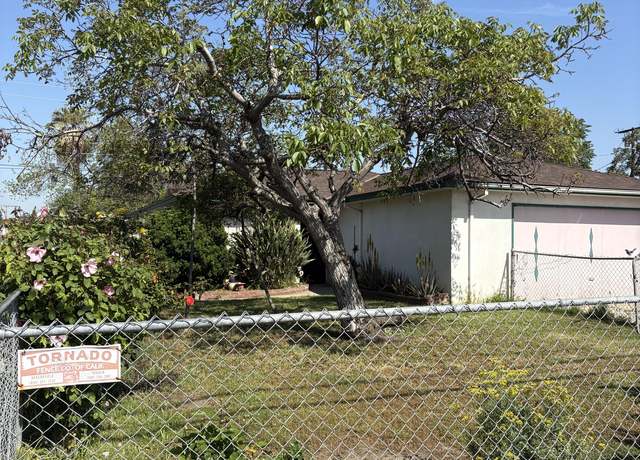 Property at 102 Granite St, Visalia, CA 93291, 3 beds, 2 baths