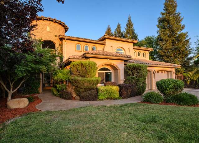 Property at 1430 N Linwood St, Visalia, CA 93291, 5 beds, 2.5 baths