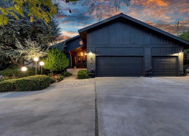 Property at 956 E Morton Hill Ave, Porterville, CA 93257, 5 beds, 3 baths