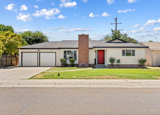 Property at 2645 W Laura Ave, Visalia, CA 93277, 3 beds, 2 baths