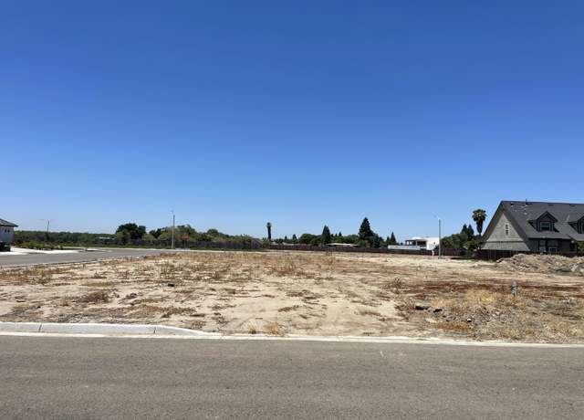 Property at 4303 S Chatham St, Visalia, CA 93277