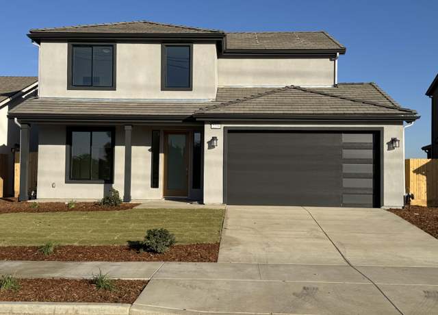 Property at 2218 S Burke St, Visalia, CA 93292, 4 beds, 3 baths