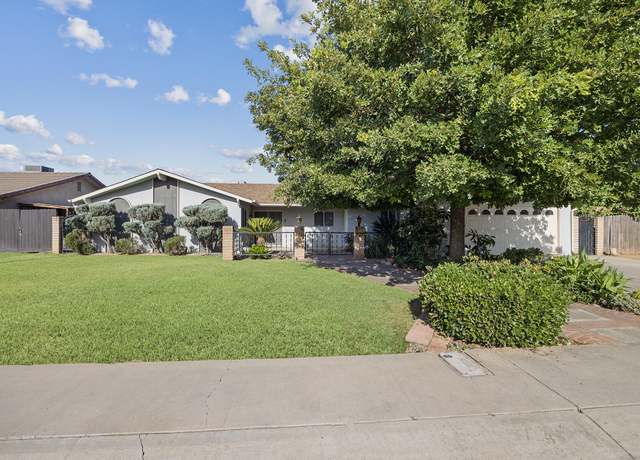 Property at 1055 Mountain View Dr, Lindsay, CA 93247, 3 beds, 2 baths