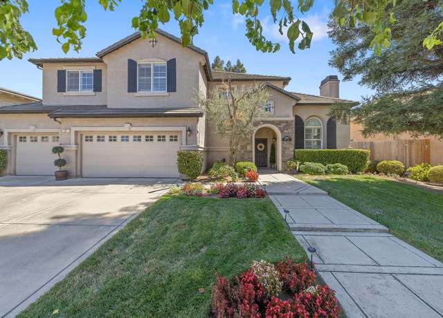 Property at 5701 W Buena Vista Ave, Visalia, CA 93291, 5 beds, 3 baths