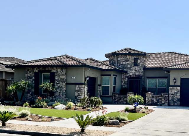 Property at 456 Nelson St St, Tulare, CA 93274, 6 beds, 3 baths