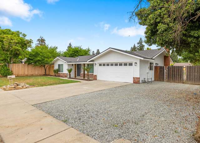 Property at 1516 S Cotta St, Visalia, CA 93292, 3 beds, 2 baths