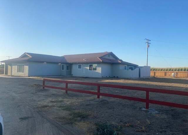 Property at 27122 Rd 56, Visalia, CA 93277, 4 beds, 3 baths
