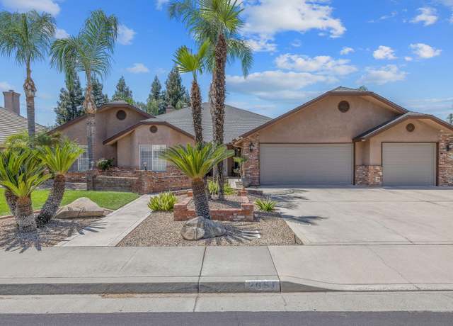 Property at 2651 19th Ave, Kingsburg, CA 93631, 4 beds, 2.5 baths