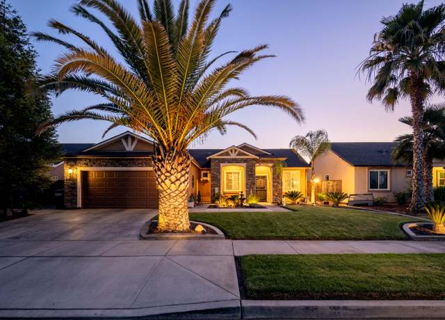 Property at 1177 Timothy Ave, Dinuba, CA 93618, 3 beds, 2 baths