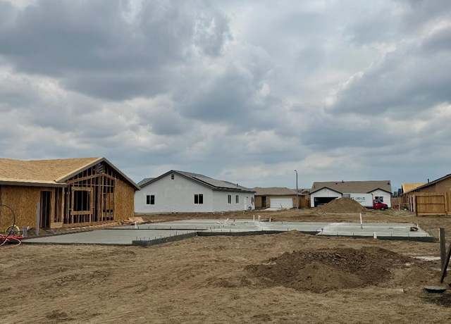 Property at 1174 S Ohio Pl W, Porterville, CA 93257, 4 beds, 3 baths
