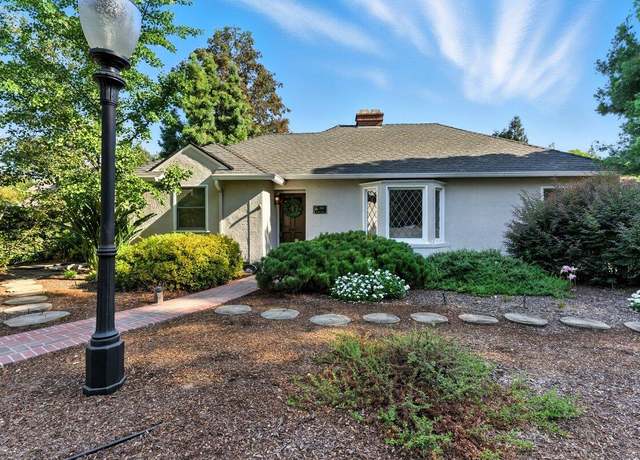 Property at 1510 W Beverly Dr, Visalia, CA 93277, 3 beds, 2 baths