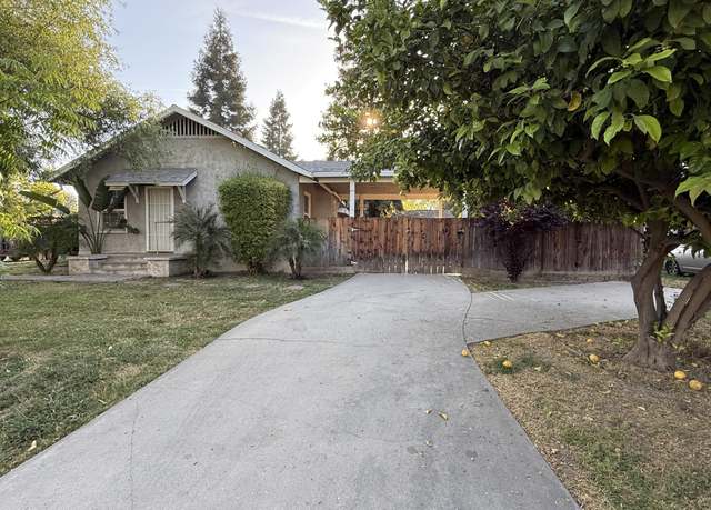 Property at 2306 S Garden St, Visalia, CA 93277, 2 beds, 1 bath