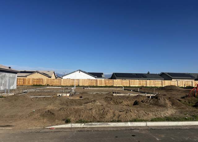 Property at 1144 S Ohio Pl W, Porterville, CA 93257, 3 beds, 2 baths