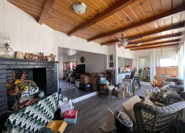 Property at 4209 W Damsen Ave, Visalia, CA 93291, 4 beds, 2.5 baths
