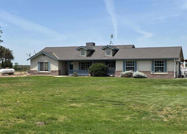 Property at 13198 Ave 232 Ave, Tulare, CA 93274, 3 beds, 2 baths