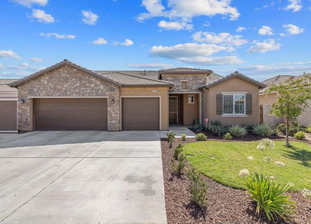 Property at 3432 N Atwood Ct, Visalia, CA 93291, 4 beds, 2.5 baths